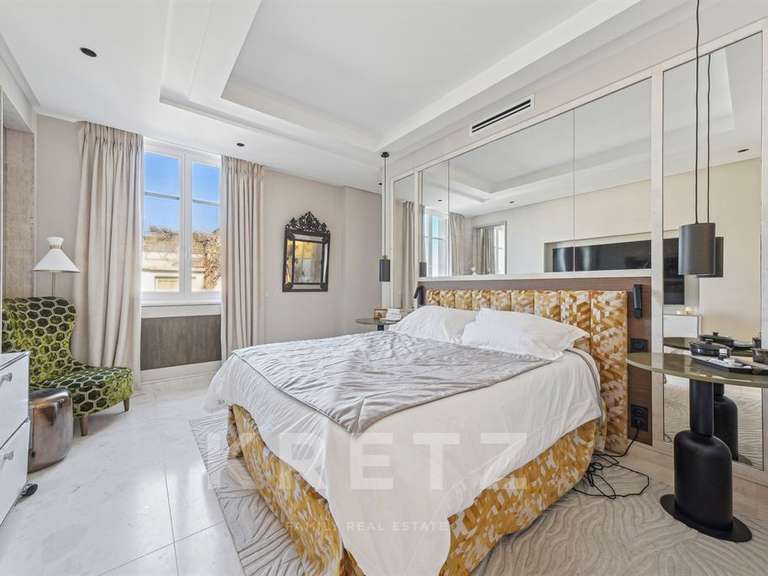 Appartement Boulogne-Billancourt - 2 chambres - 136m²