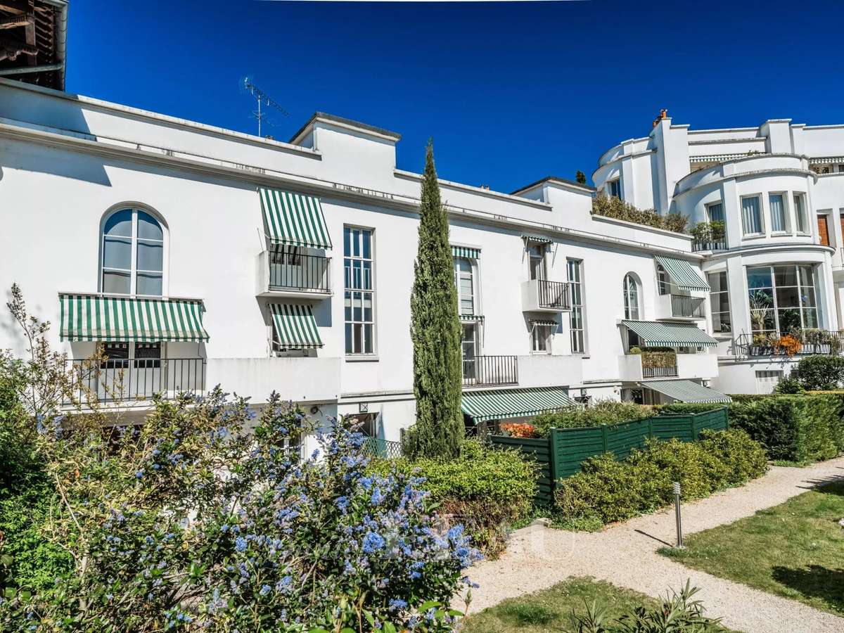 Apartment Boulogne-Billancourt