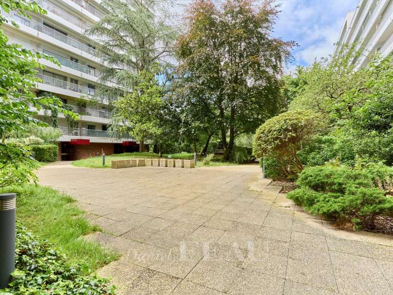 Appartement Boulogne-Billancourt - 1 chambre - 68m²