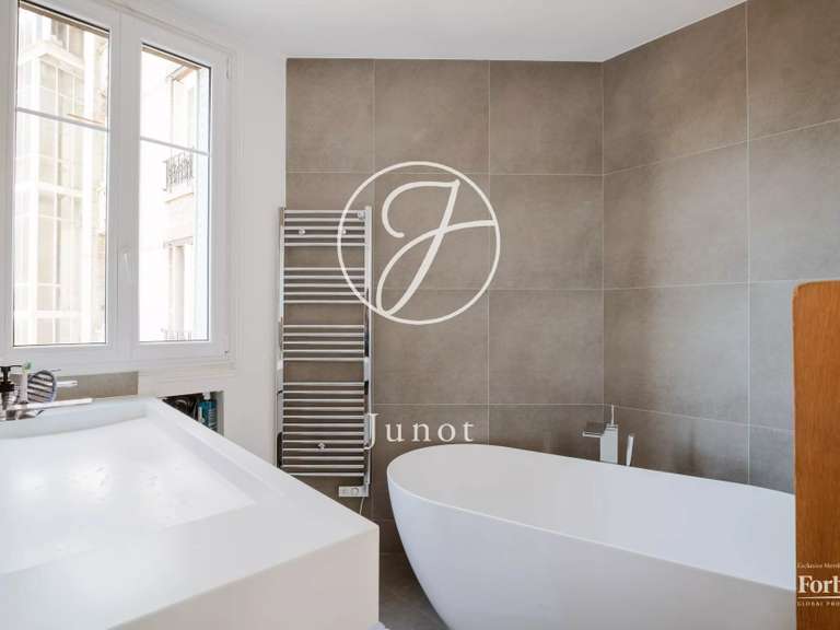 Appartement Boulogne-Billancourt - 2 chambres - 97m²