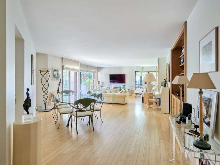 Appartement Boulogne-Billancourt - 3 chambres - 140m²