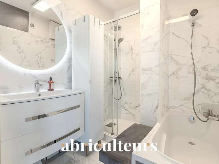 Appartement Boulogne-Billancourt - 2 chambres - 66m²