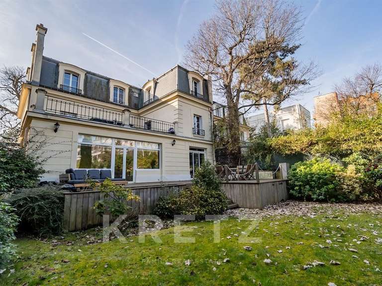 Mansion Boulogne-Billancourt - 7 bedrooms - 310m²