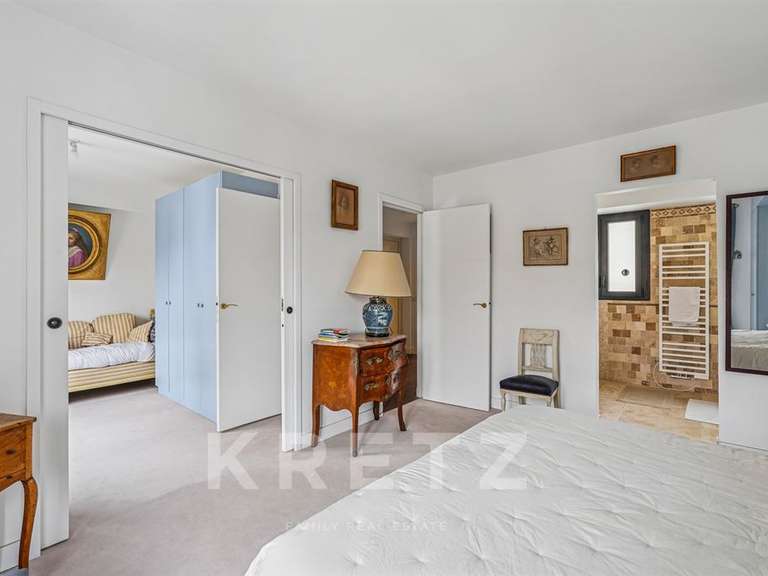 House Boulogne-Billancourt - 3 bedrooms - 200m²