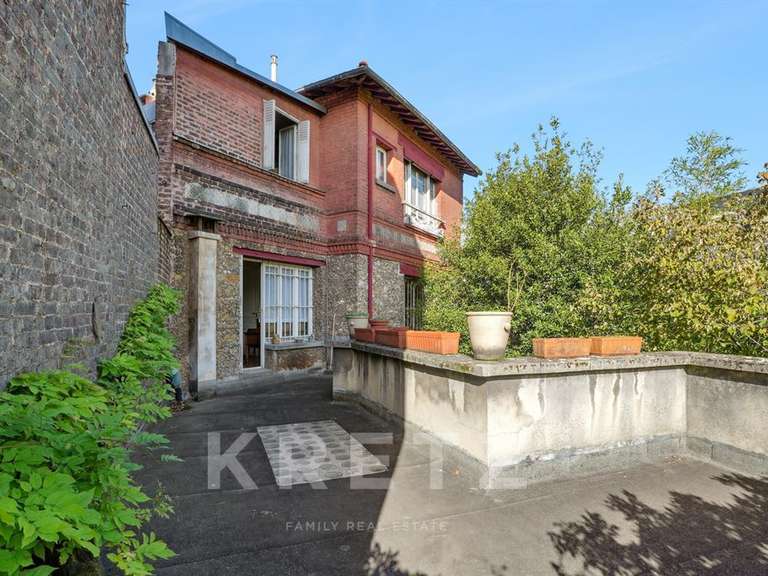 Maison Boulogne-Billancourt - 3 chambres - 227m²