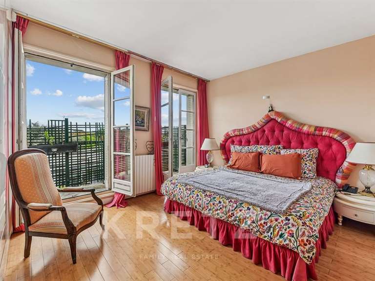 House Boulogne-Billancourt - 4 bedrooms - 280m²