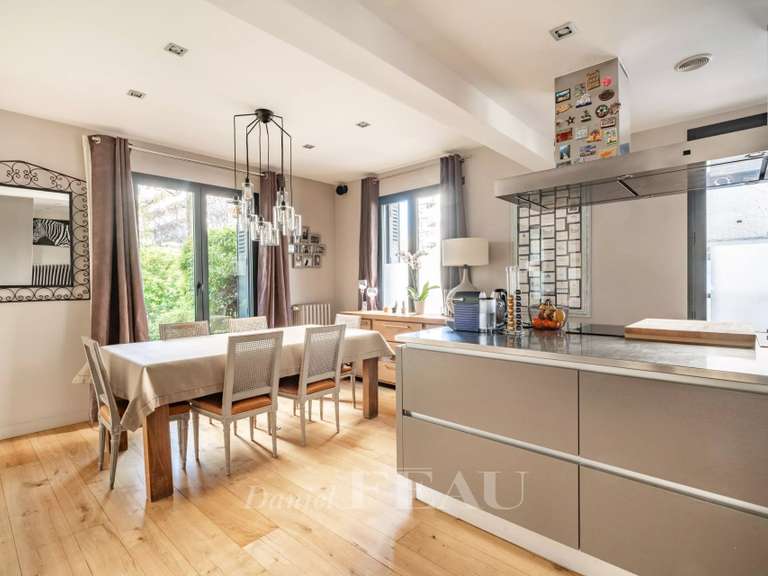Maison Boulogne-Billancourt - 5 chambres - 192m²