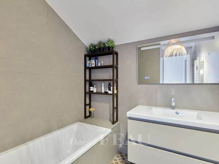 Maison Boulogne-Billancourt - 5 chambres - 234m²