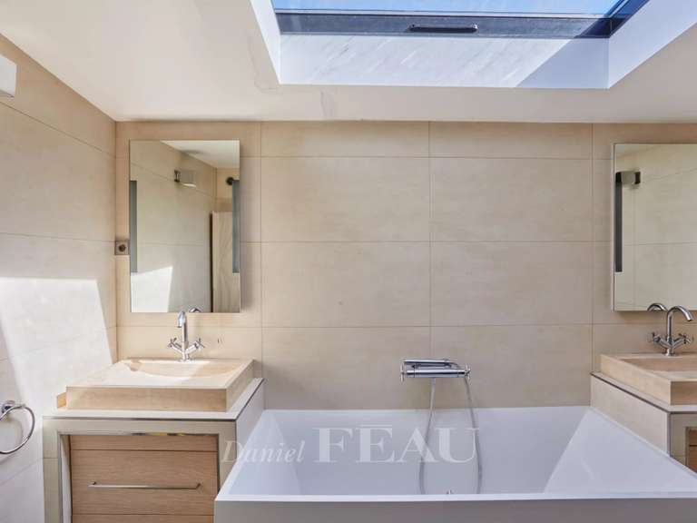 Maison Boulogne-Billancourt - 3 chambres - 211m²