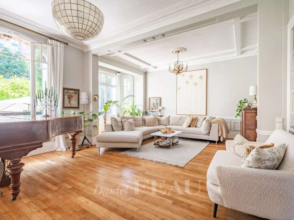 House Boulogne-Billancourt