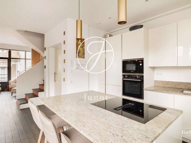Maison Boulogne-Billancourt - 3 chambres - 237m²