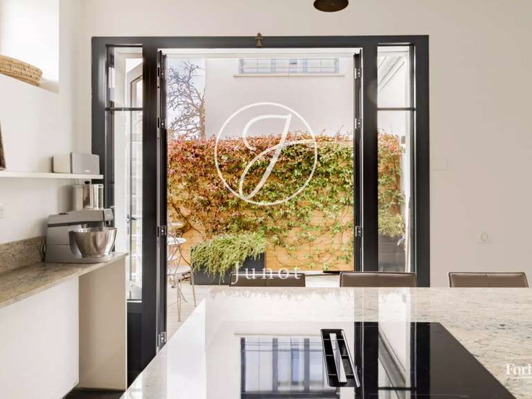 Maison Boulogne-Billancourt - 3 chambres - 237m²