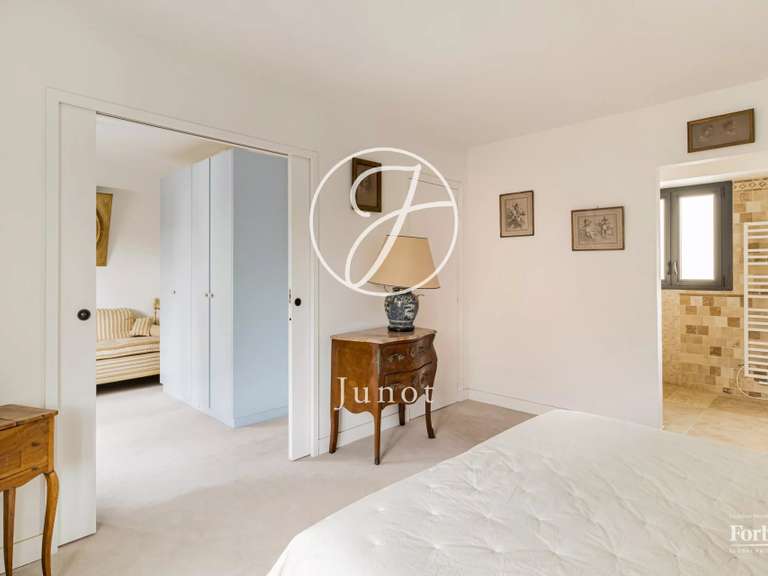 Maison Boulogne-Billancourt - 3 chambres - 237m²