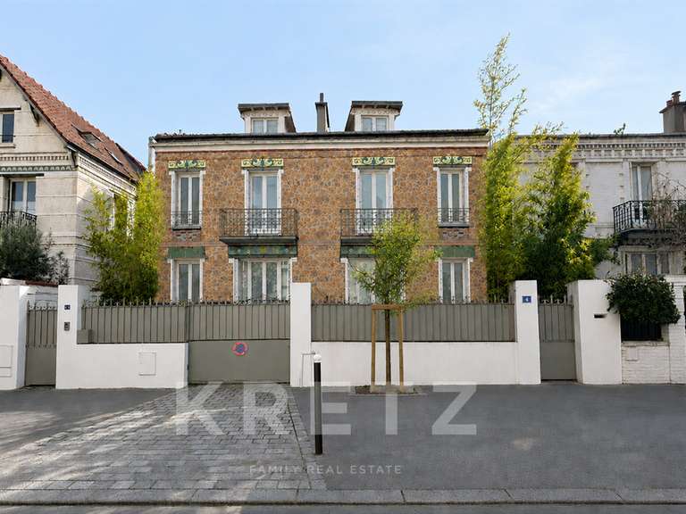 Maison Boulogne-Billancourt - 4 chambres - 305m²