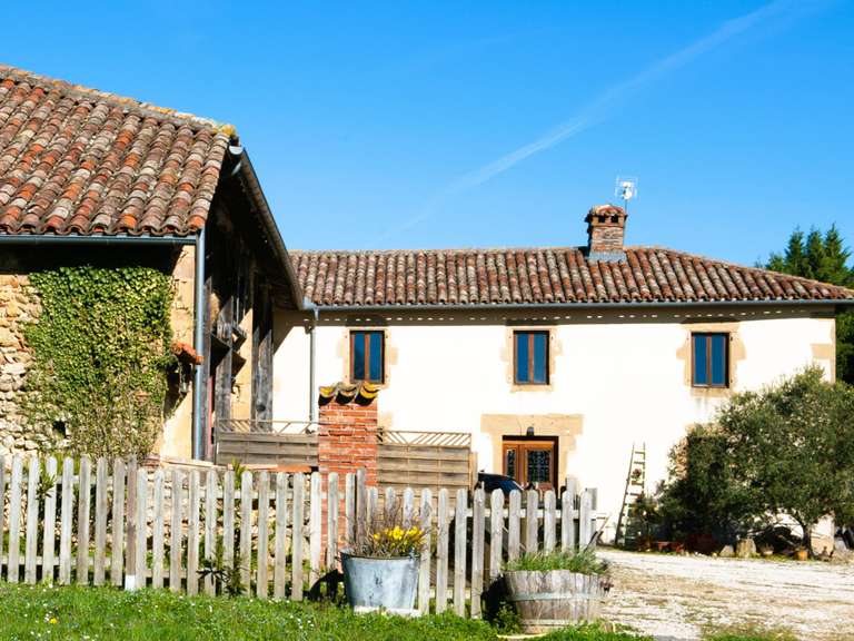Maison Boulogne-sur-Gesse - 6 chambres - 330m²