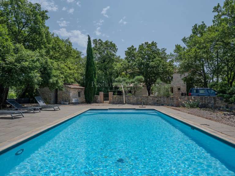 Property Bouquet - 7 bedrooms - 250m²