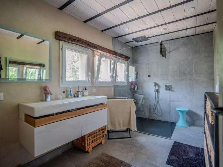 Propriété Bouquet - 7 chambres - 250m²