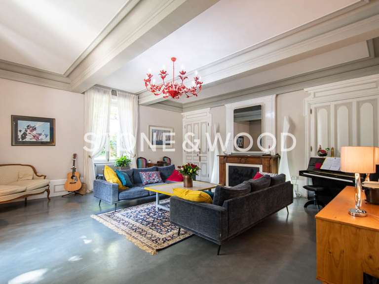 House Bourdeau - 10 bedrooms - 979m²