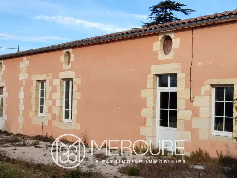 Domaine viticole Bourg - 7 chambres - 550m²