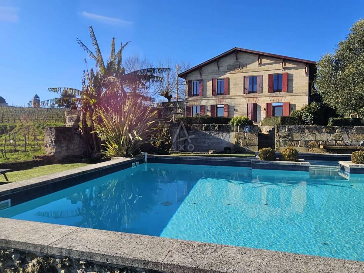 Maison Bourg