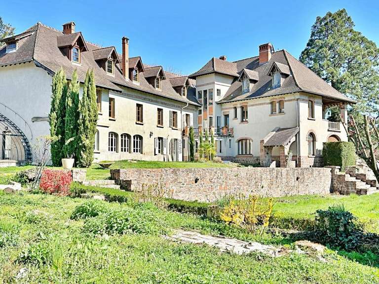 Manoir Bourg-de-Thizy - 14 chambres