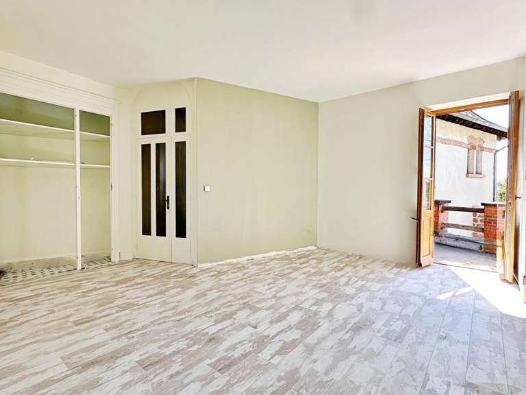 Manoir Bourg-de-Thizy - 14 chambres