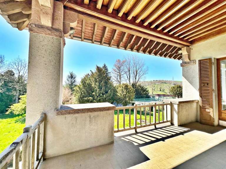 Manoir Bourg-de-Thizy - 14 chambres