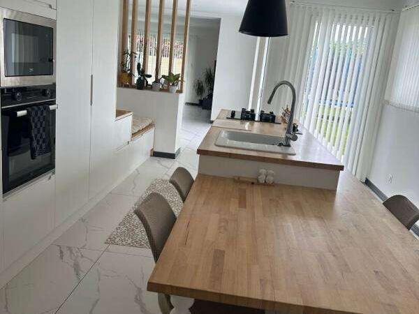 House Bourg-en-Bresse - 4 bedrooms