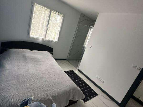 House Bourg-en-Bresse - 4 bedrooms
