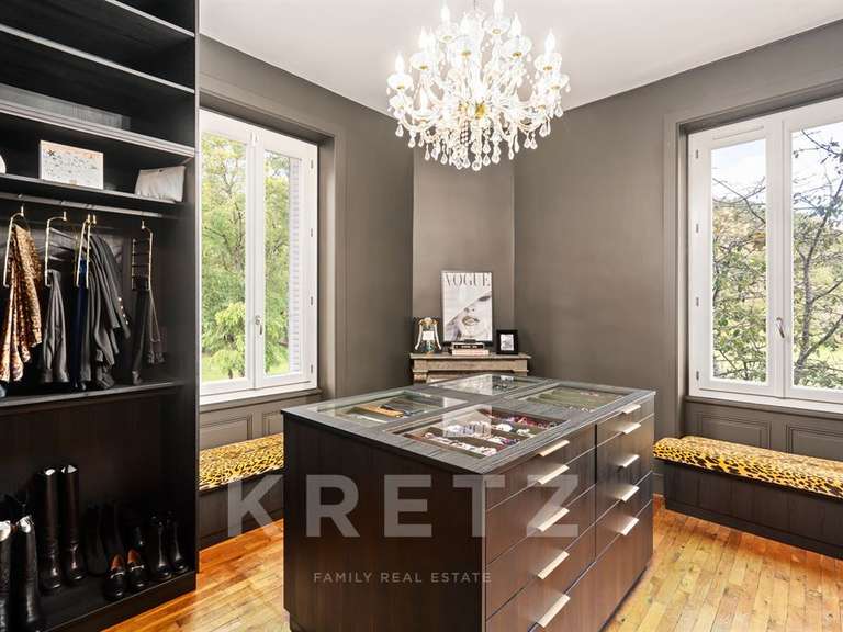 Maison Bourg-en-Bresse - 7 chambres - 450m²