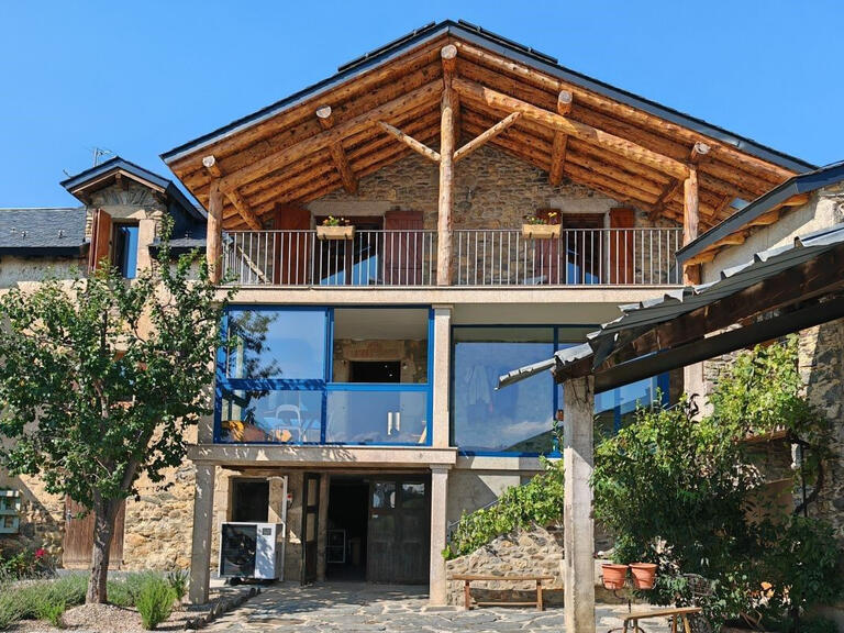 House Bourg-Madame - 190m²
