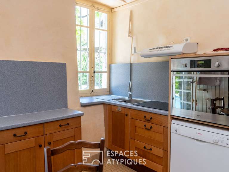 House Bourg-Saint-Andéol - 8 bedrooms - 450m²