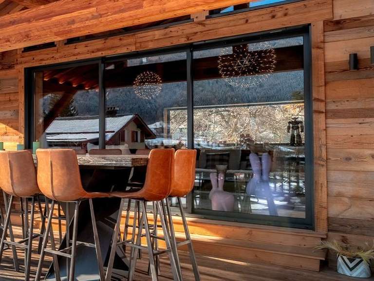 Maison Bourg-Saint-Maurice - 5 chambres - 208m²