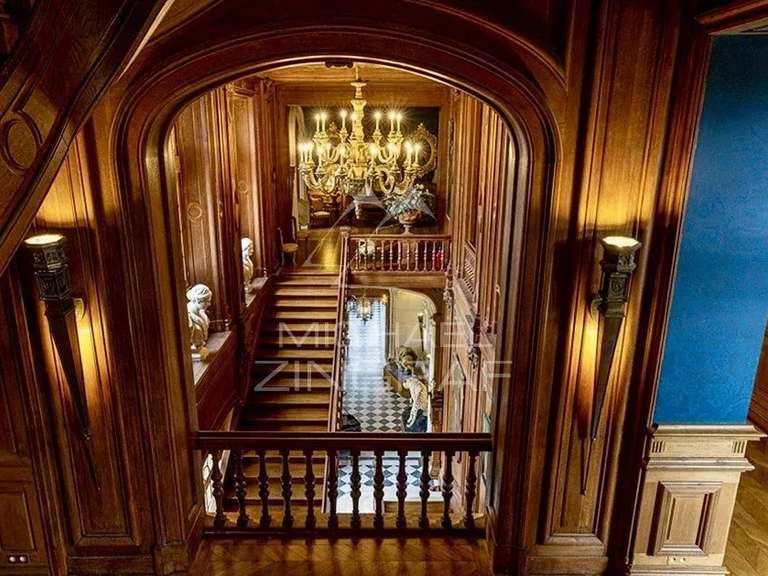 Château Bourges - 3000m²