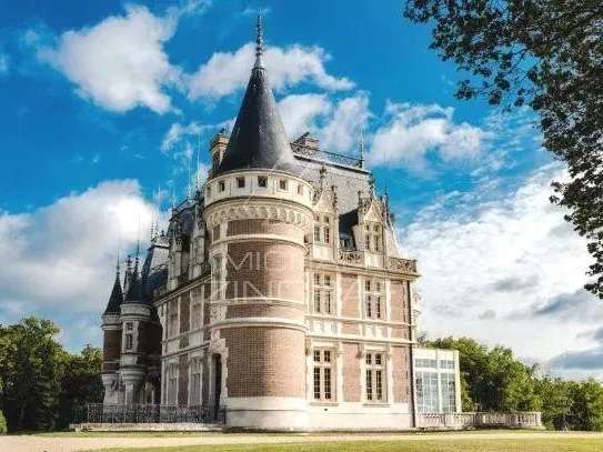 Château Bourges - 3000m²