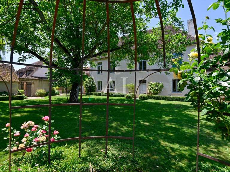 Château Bourges - 16 chambres - 815m²