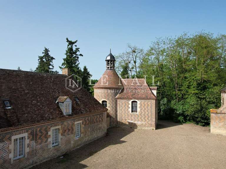 Château Bourges - 8 chambres - 660m²