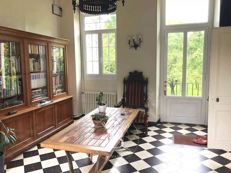 Castle Bourges - 9 bedrooms