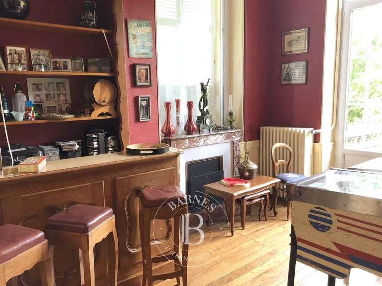 Castle Bourges - 9 bedrooms