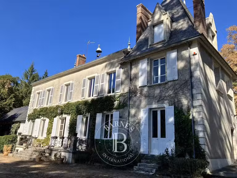 Château Bourges - 481m²