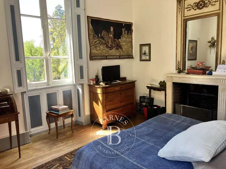 Château Bourges - 481m²