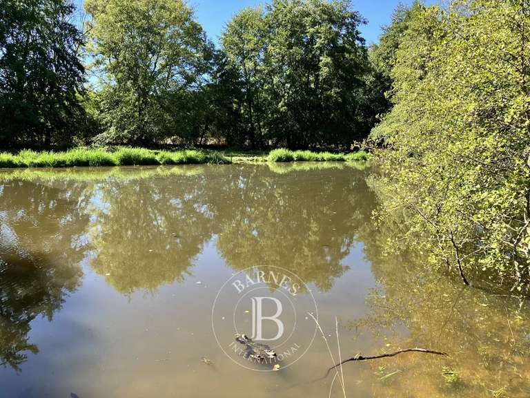 Château Bourges - 481m²