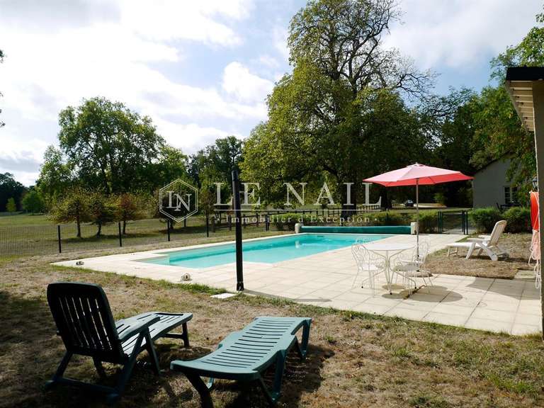 Château Bourges - 7 chambres - 600m²