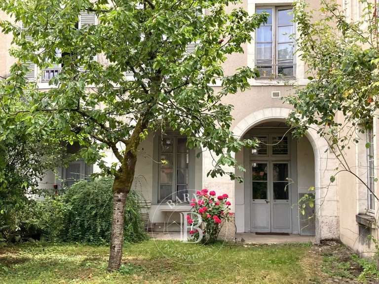 Maison Bourges - 920m²