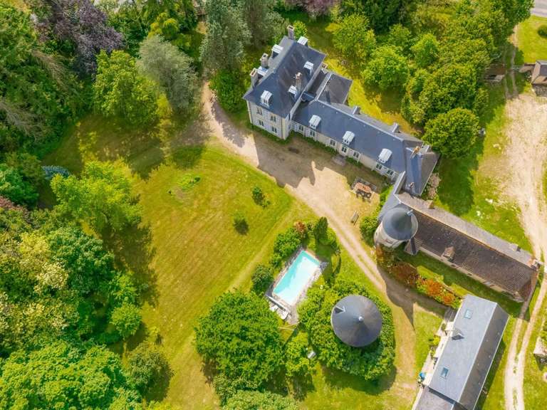 Manor Bourges - 9 bedrooms - 450m²