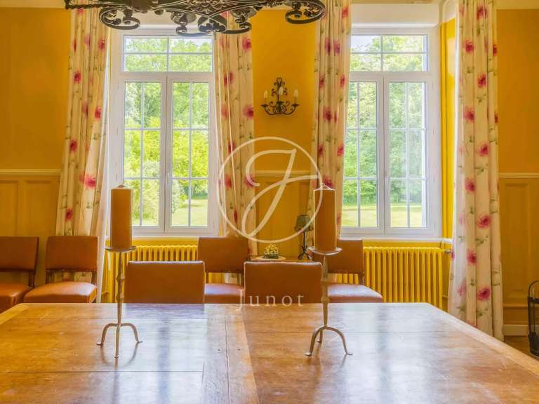 Manor Bourges - 9 bedrooms - 450m²