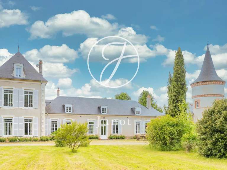 Manoir Bourges - 9 chambres - 450m²