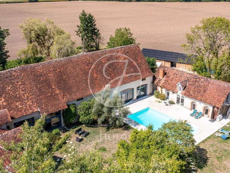 Propriété Bourges - 11 chambres - 1036m²