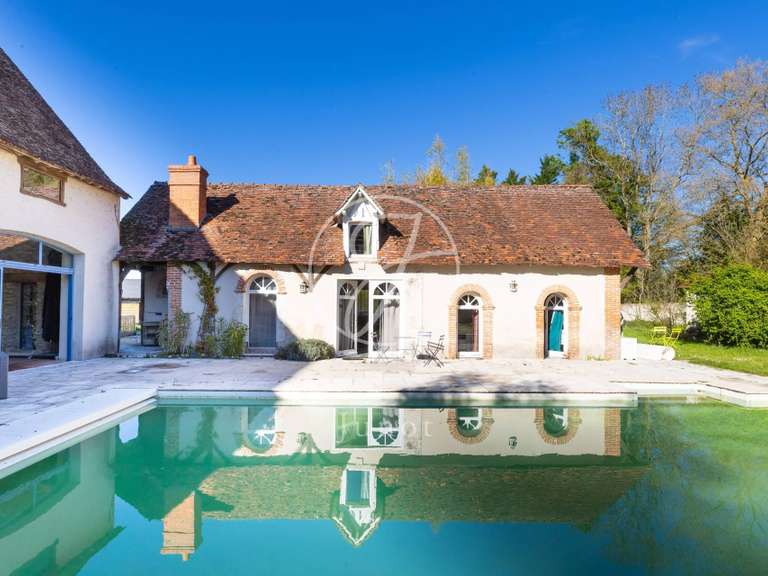 Propriété Bourges - 11 chambres - 1036m²