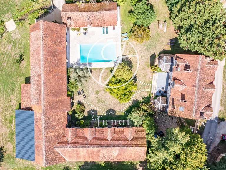 Propriété Bourges - 11 chambres - 1036m²